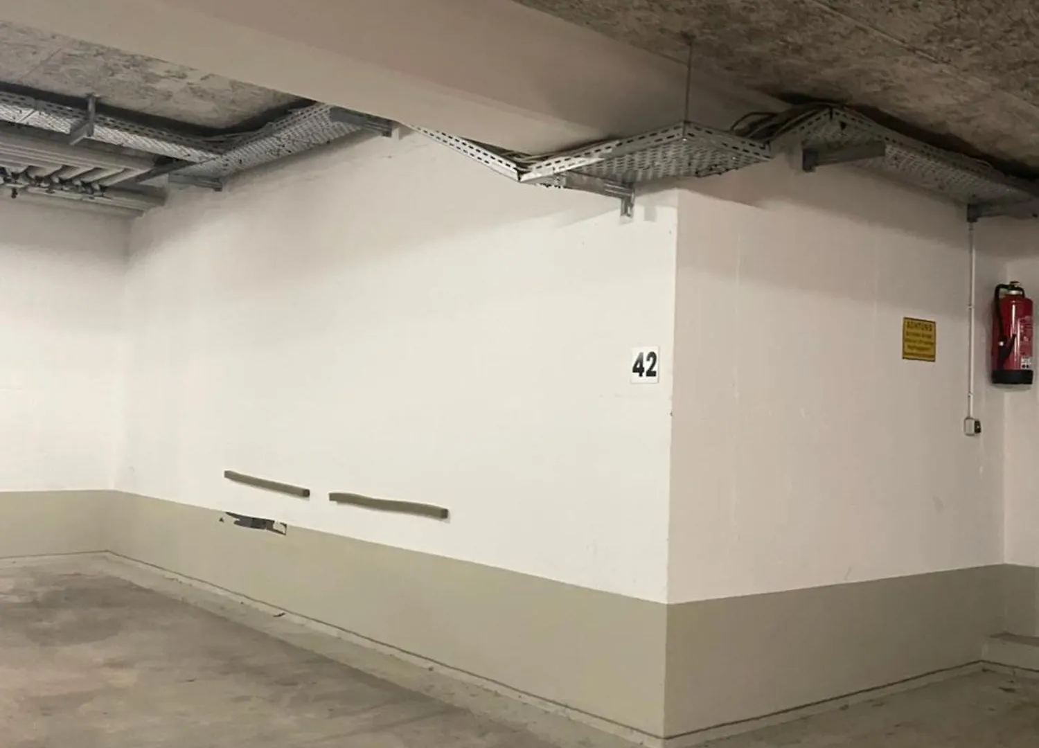 Stylisches Apartment Mit Dachterrasse Und Whirlpool Gersthofen