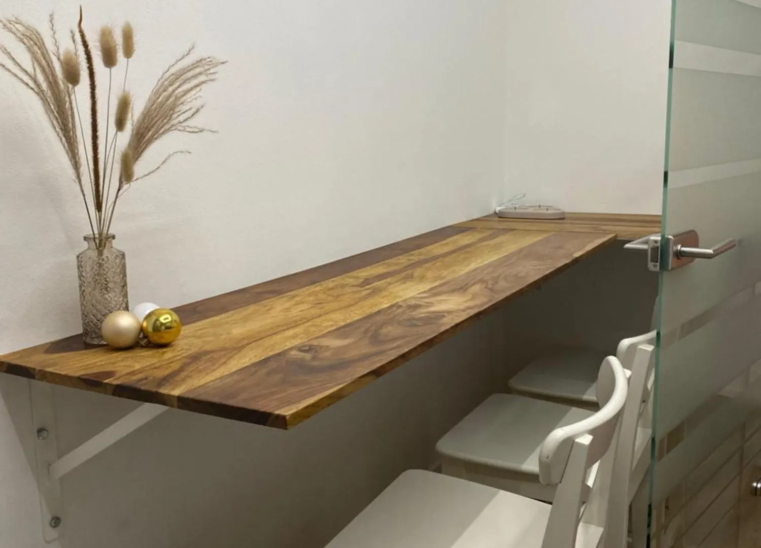 Stylisches Apartment Mit Dachterrasse Und Whirlpool Gersthofen