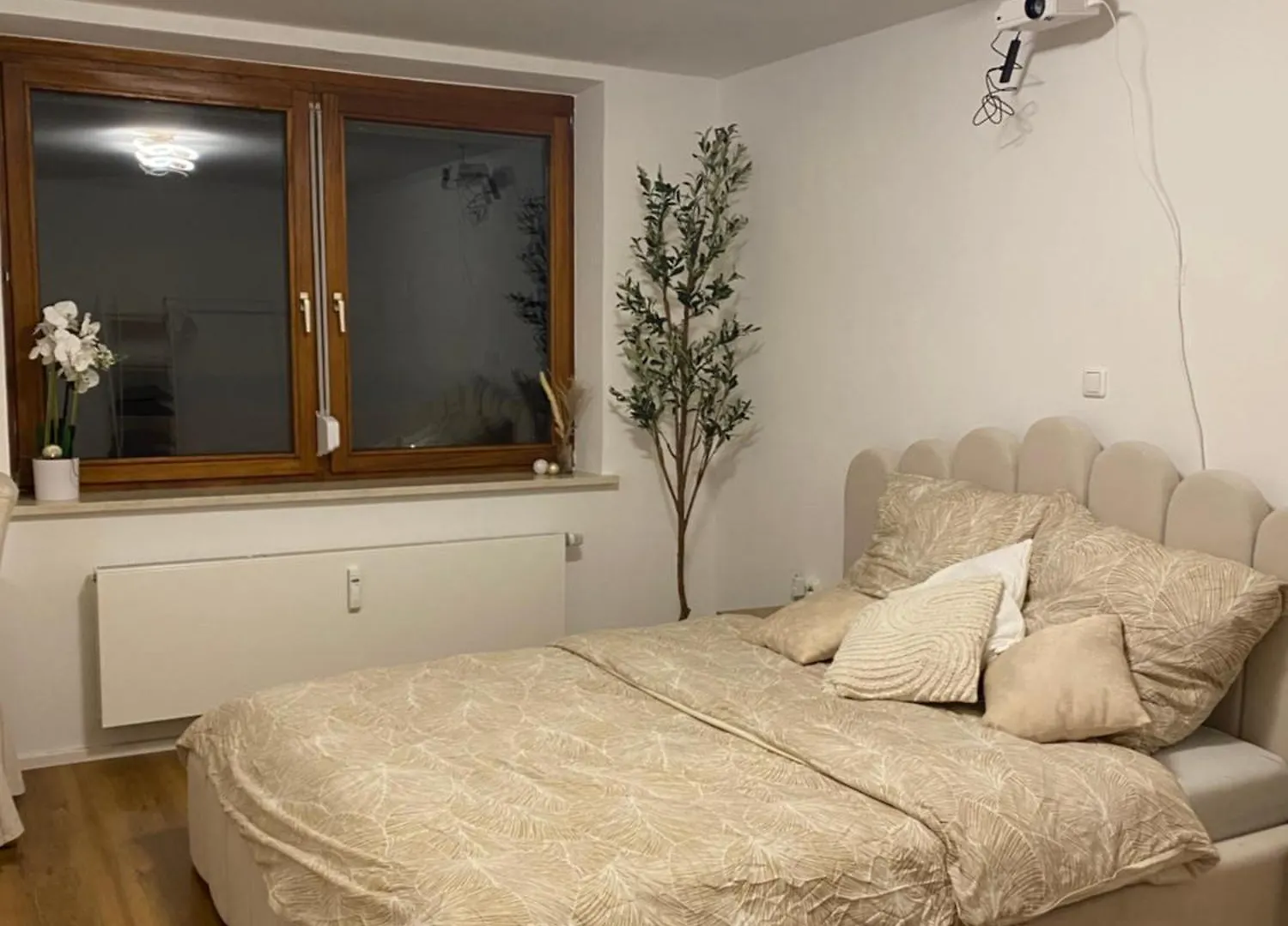 Stylisches Apartment Mit Dachterrasse Und Whirlpool Gersthofen Duitsland