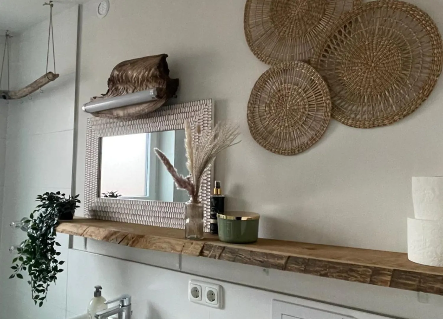 Stylisches Apartment Mit Dachterrasse Und Whirlpool Gersthofen Duitsland